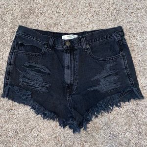 Abercrombie & Fitch black distressed high waisted